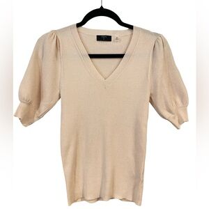 Tahari Short Sleeve Sweater Size S Ribbed Puff Short Sleeve Cream V-neck Womens